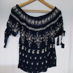 Ladies Top Navy Cream S Bow Closure on short sleeve